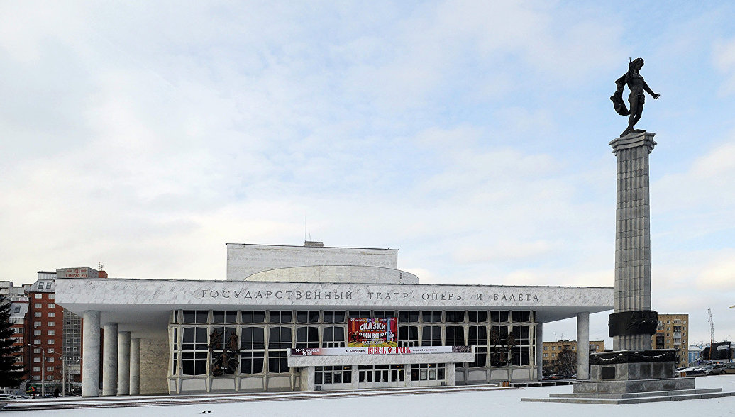 Открытие гримерной в память о Хворостовском в Красноярске перенесли из-за траура