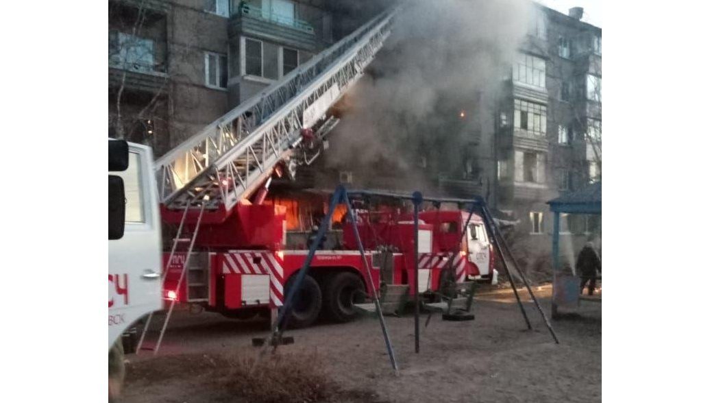 В ЕАО ликвидировали открытое горение в доме, где взорвался газ