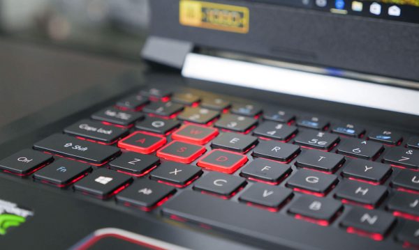 Большой выбор клавиатур для ноутбуков разных брендов